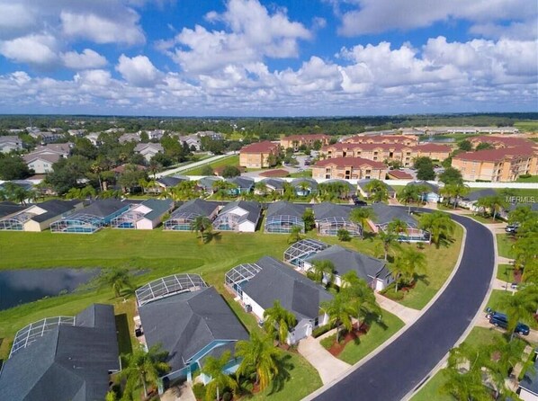 Exterior - Family Friendly 5 Bed/3 bath near Disney! (Davenport)