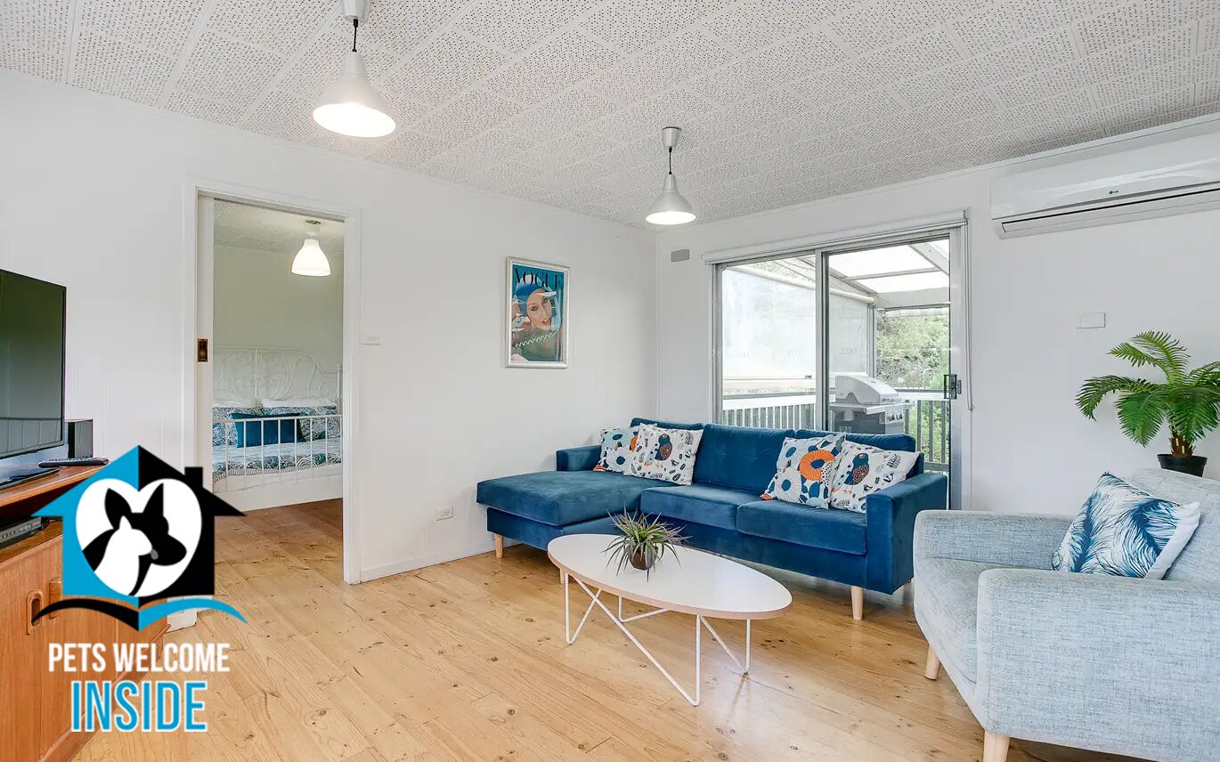 Renovated Retro Style + Park Views — image 6