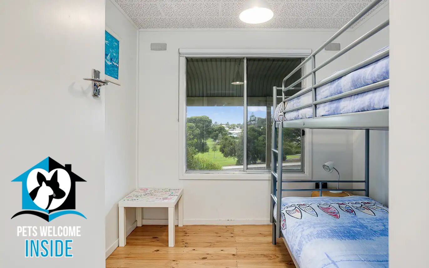 Renovated Retro Style + Park Views — image 16