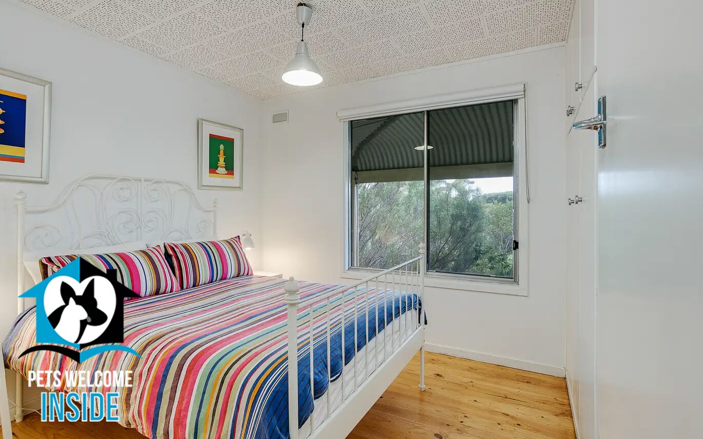 Renovated Retro Style + Park Views — image 14