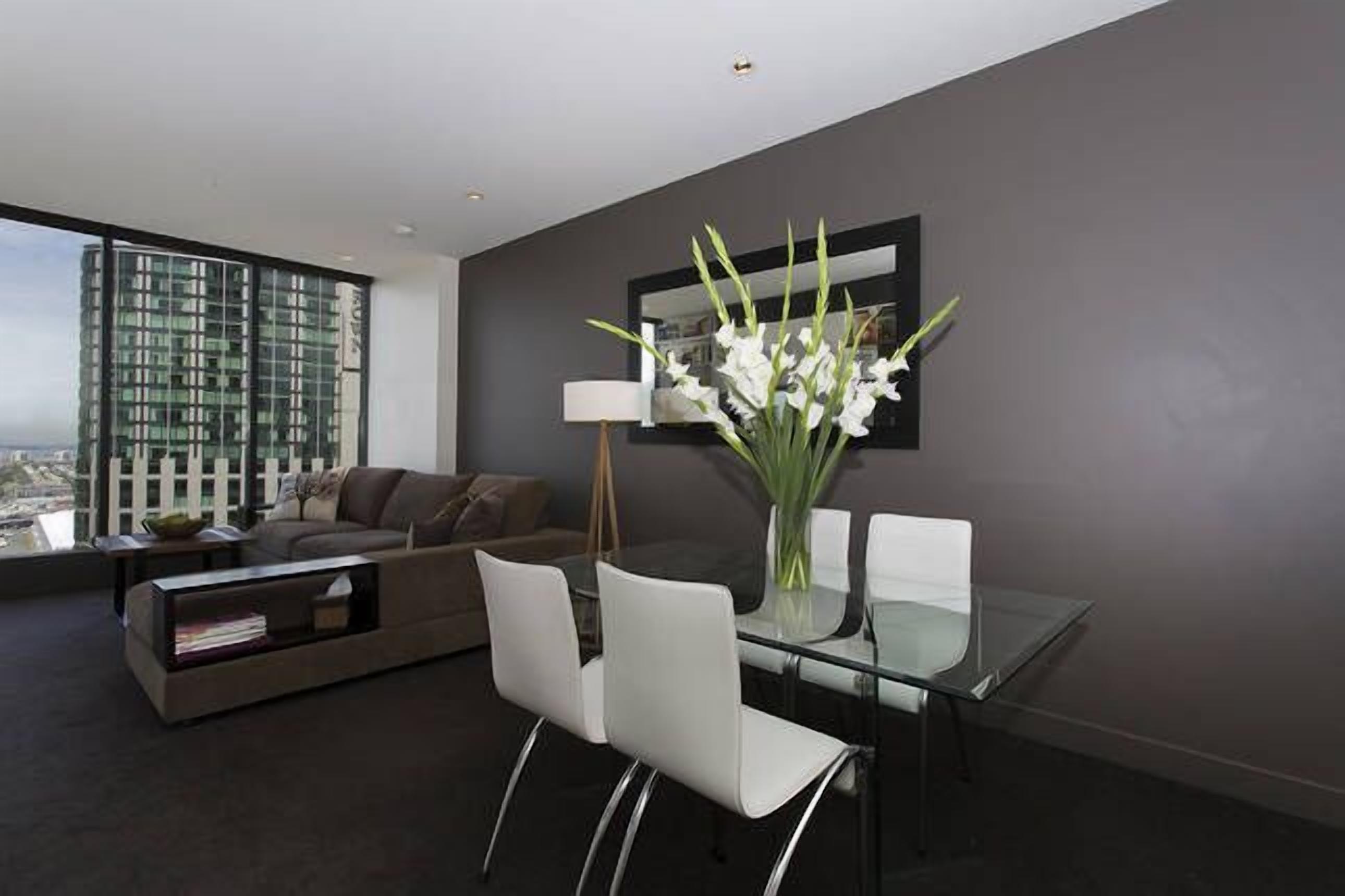 Luxury Apt in Southbank — image 3