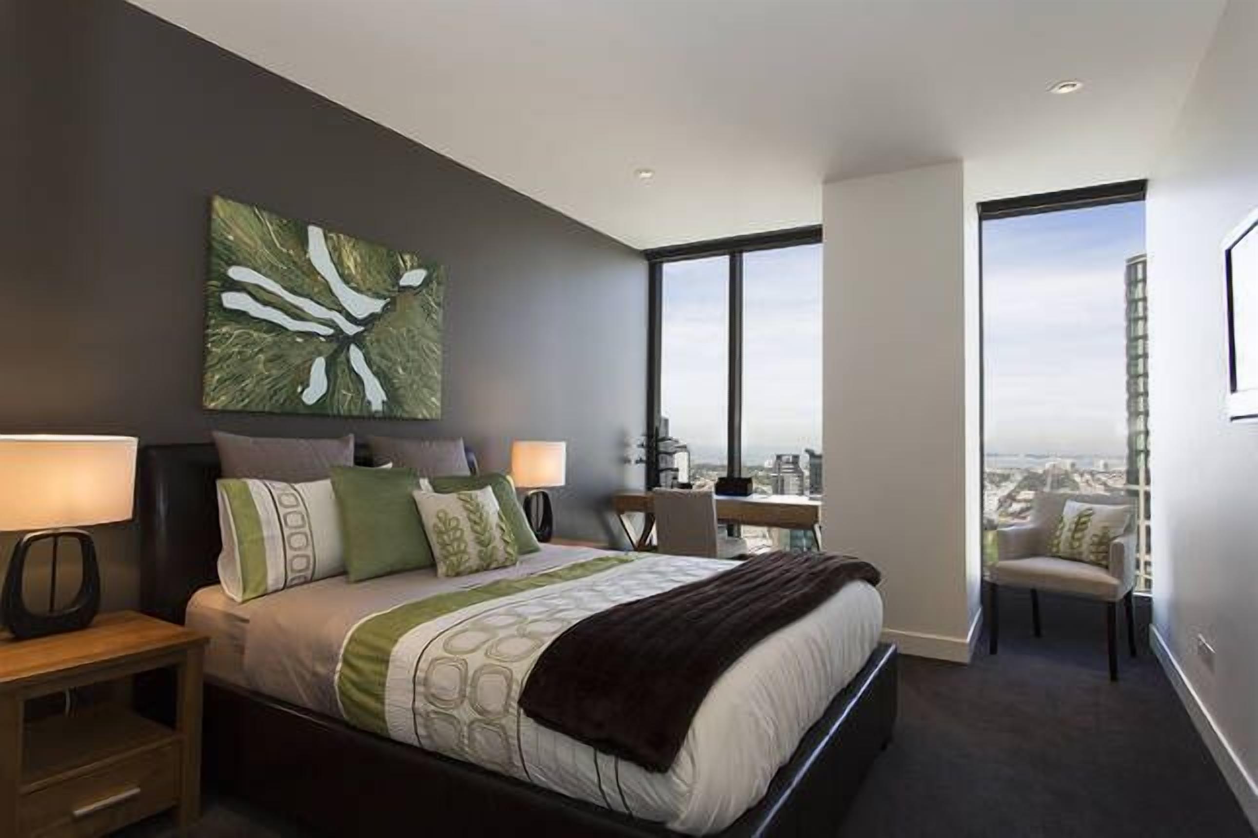 Luxury Apt in Southbank — image 9