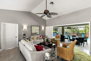 Smart TV, books, stereo