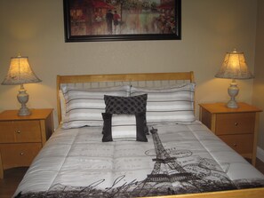 2 bedrooms, desk, iron/ironing board, free WiFi