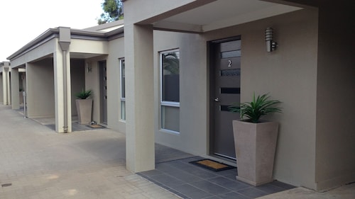 Silver Earth Accommodation