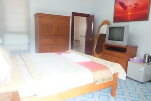 1 bedroom, iron/ironing board, WiFi, bed sheets - Majestic Villas Guest House room 3  (Rawai)