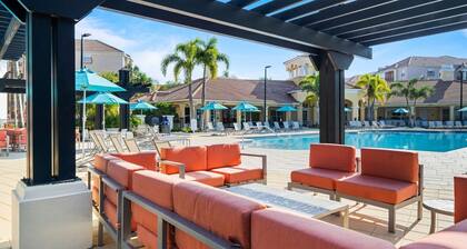 Ylellinen Orlando 3BR -huoneisto lähellä Convention Centeriä, DISNEY, Universal, & LISÄÄ