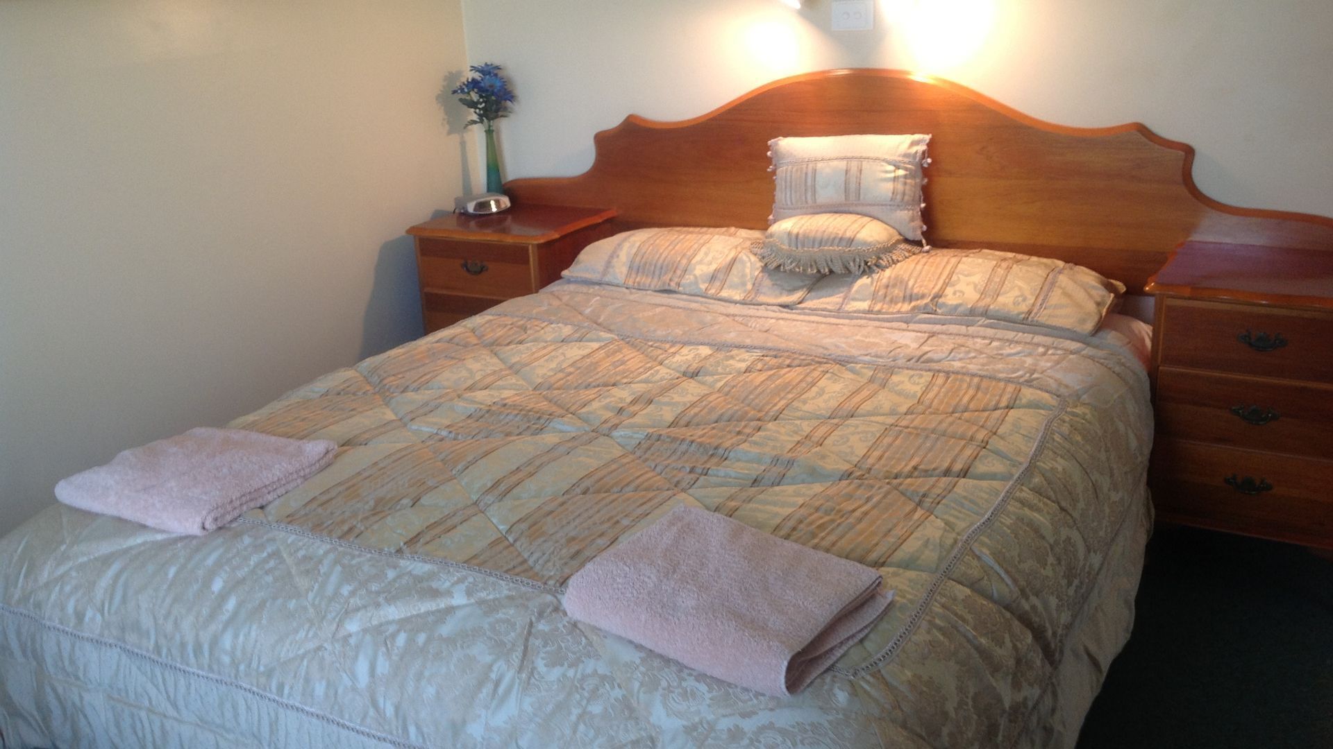 AAA Granary Accomm - Gumnut 2 bedroom Cottage — image 7