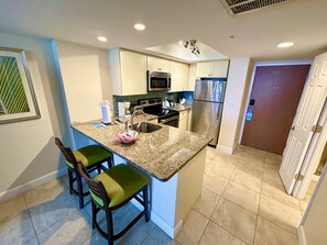 Fridge, microwave, oven, stovetop - Oceanfront 2 Room Suite with Resort Amenities. (Hollywood)