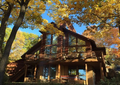 Mountain House / Ski Chalet - Sleeps Up To 14