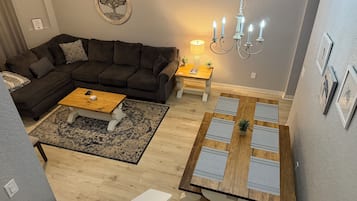 TV connectée, Netflix, lecteur de DVD, services de streaming