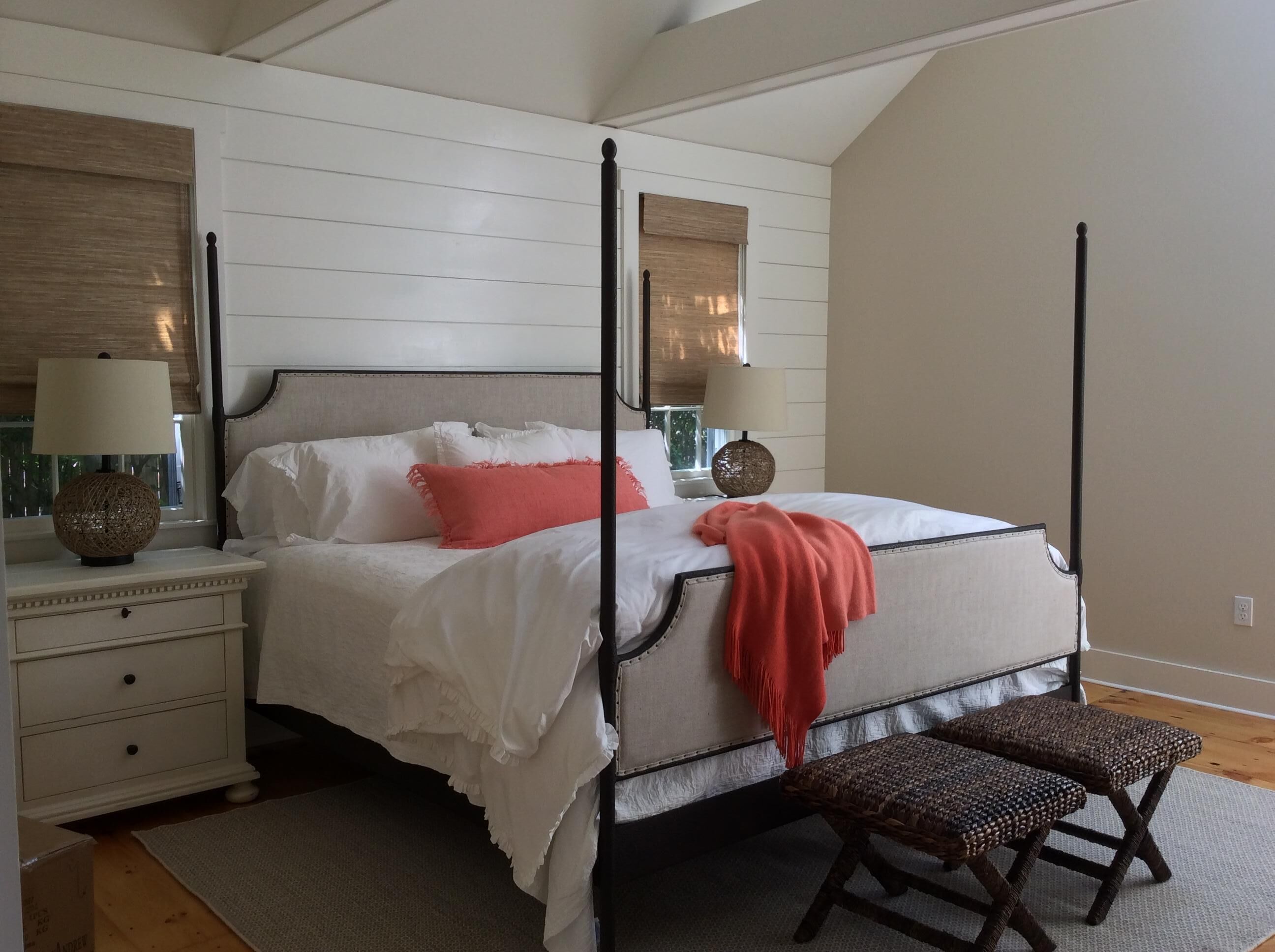 Brant Point, Best Location On The Island! Newly Renovated Nantucket Cottage