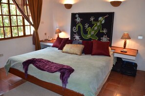 2 Schlafzimmer, Zimmersafe, Bügeleisen/Bügelbrett, WLAN
