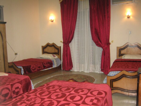 1 bedroom, WiFi - Private 4 beds suite (Cairo)
