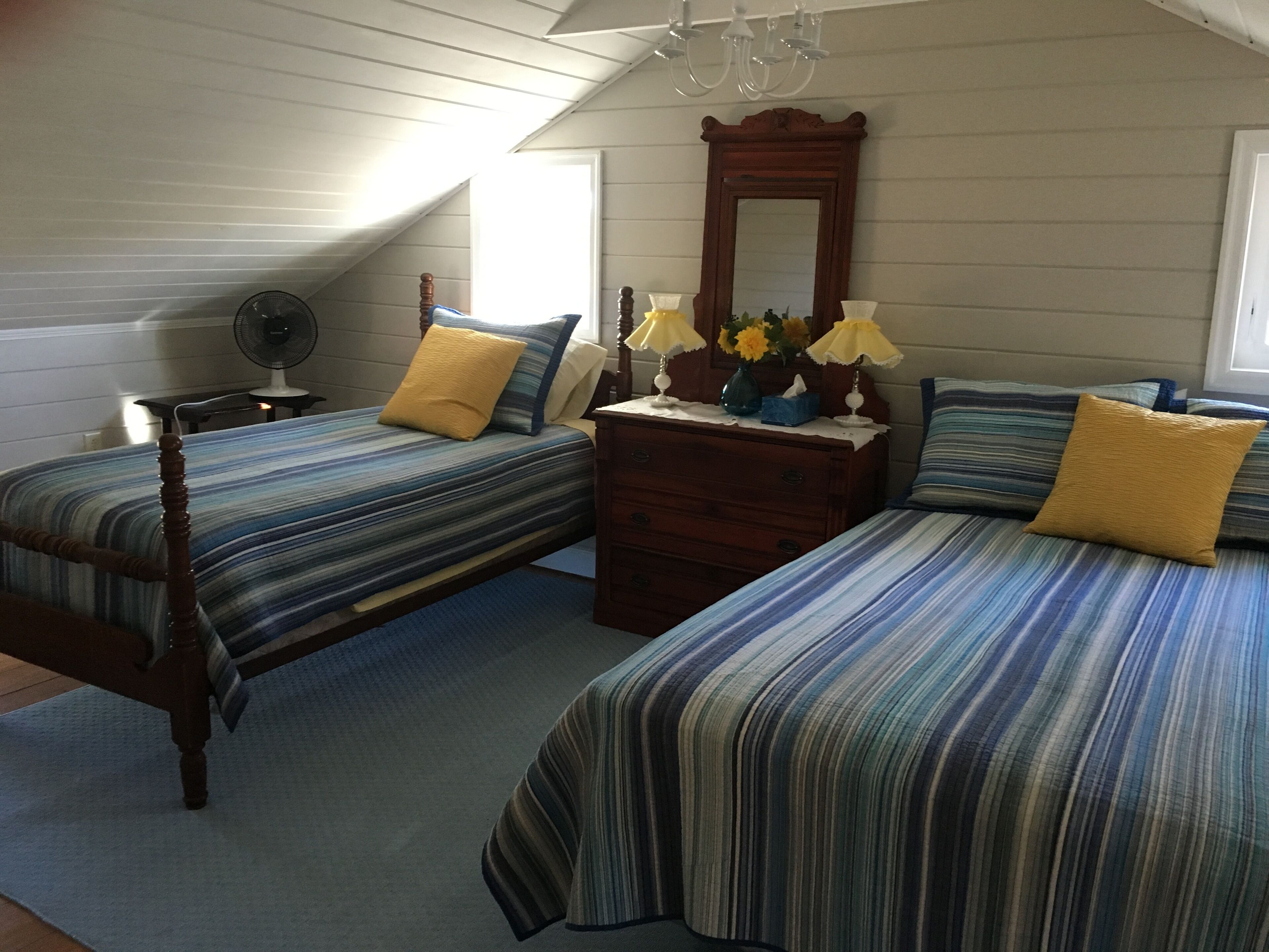 Cozy Country Cottage with Juniata River Access and Railroad Views