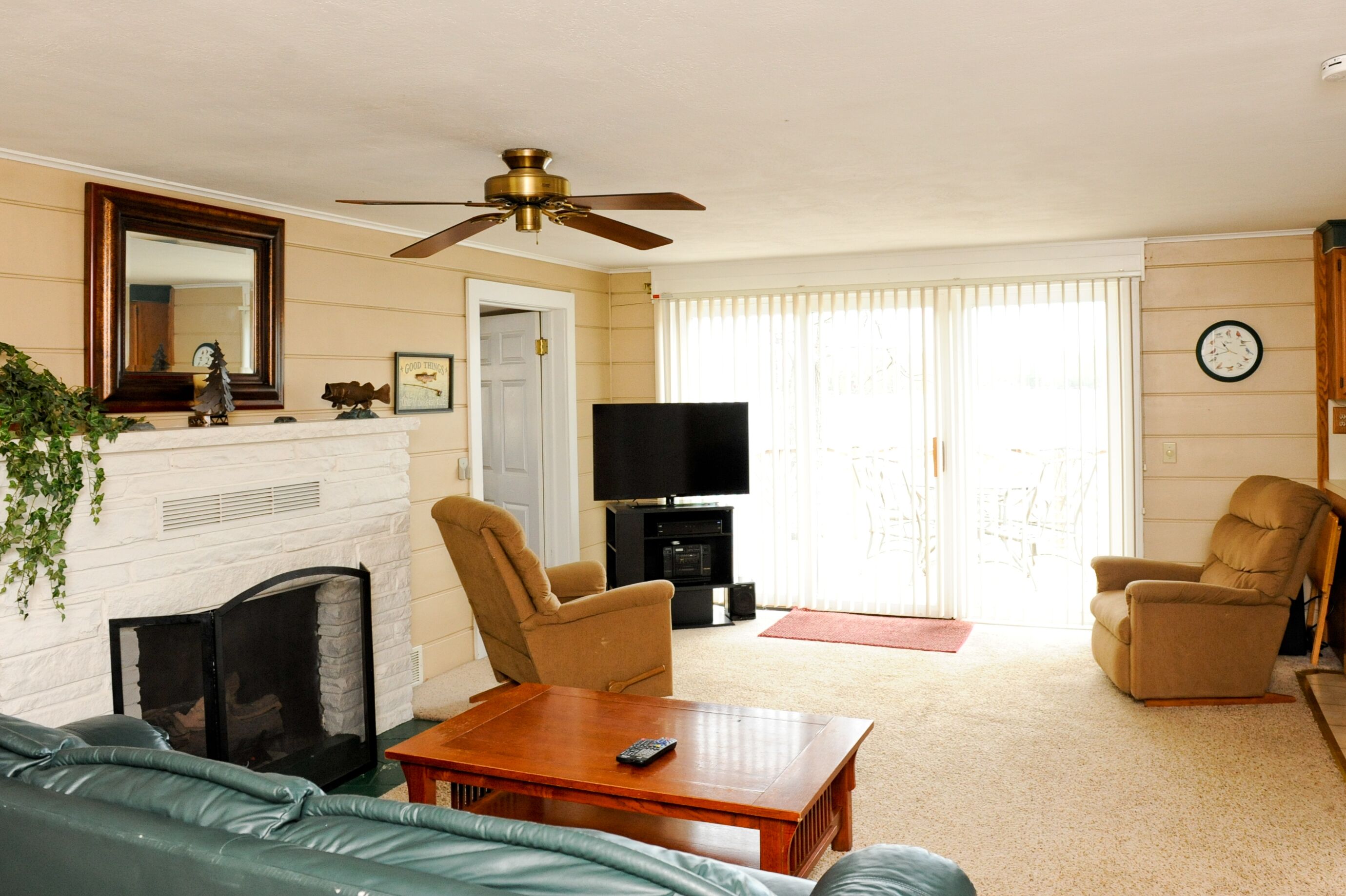 Lakefront Home - Two Bedrooms with Fireplace &  Hot Tub