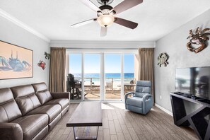 TV, lettore DVD, impianto stereo