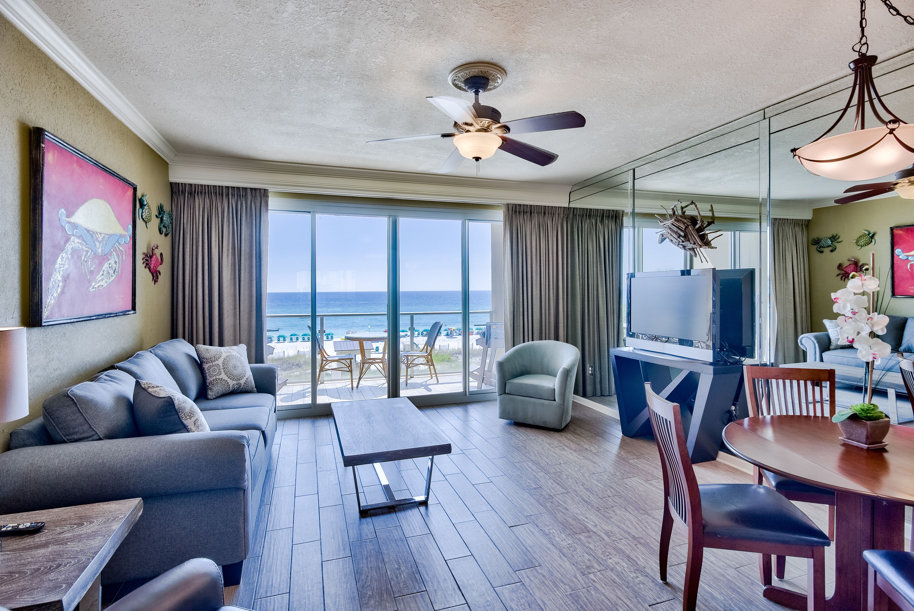 リビング エリア