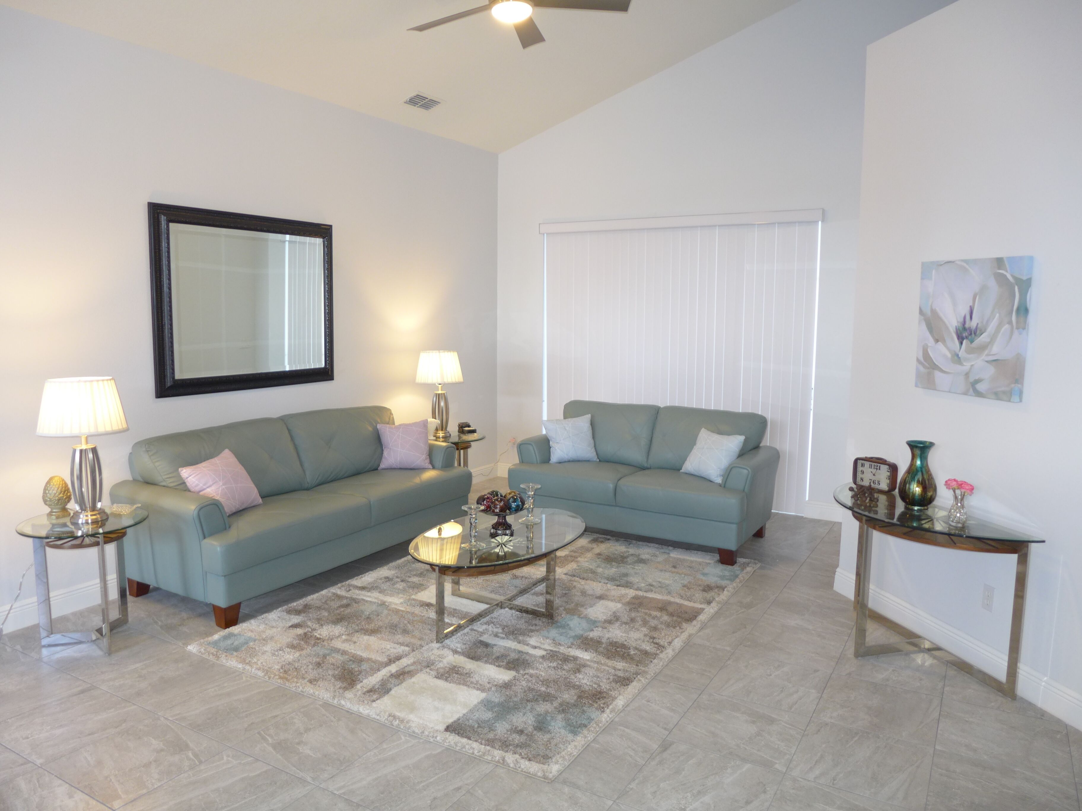 Stunning Disney Home - 2 Masters, Oversized  Swimming Pool,Game Room, Golf Views