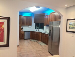 Fridge, microwave, oven, stovetop - AMAZING GOLF, BEACH , VACATION VILLA! (Rio Grande)