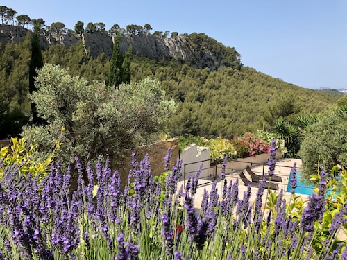 Luxueuse villa climatisée - splendide vue panoramique dans un écrin de verdure