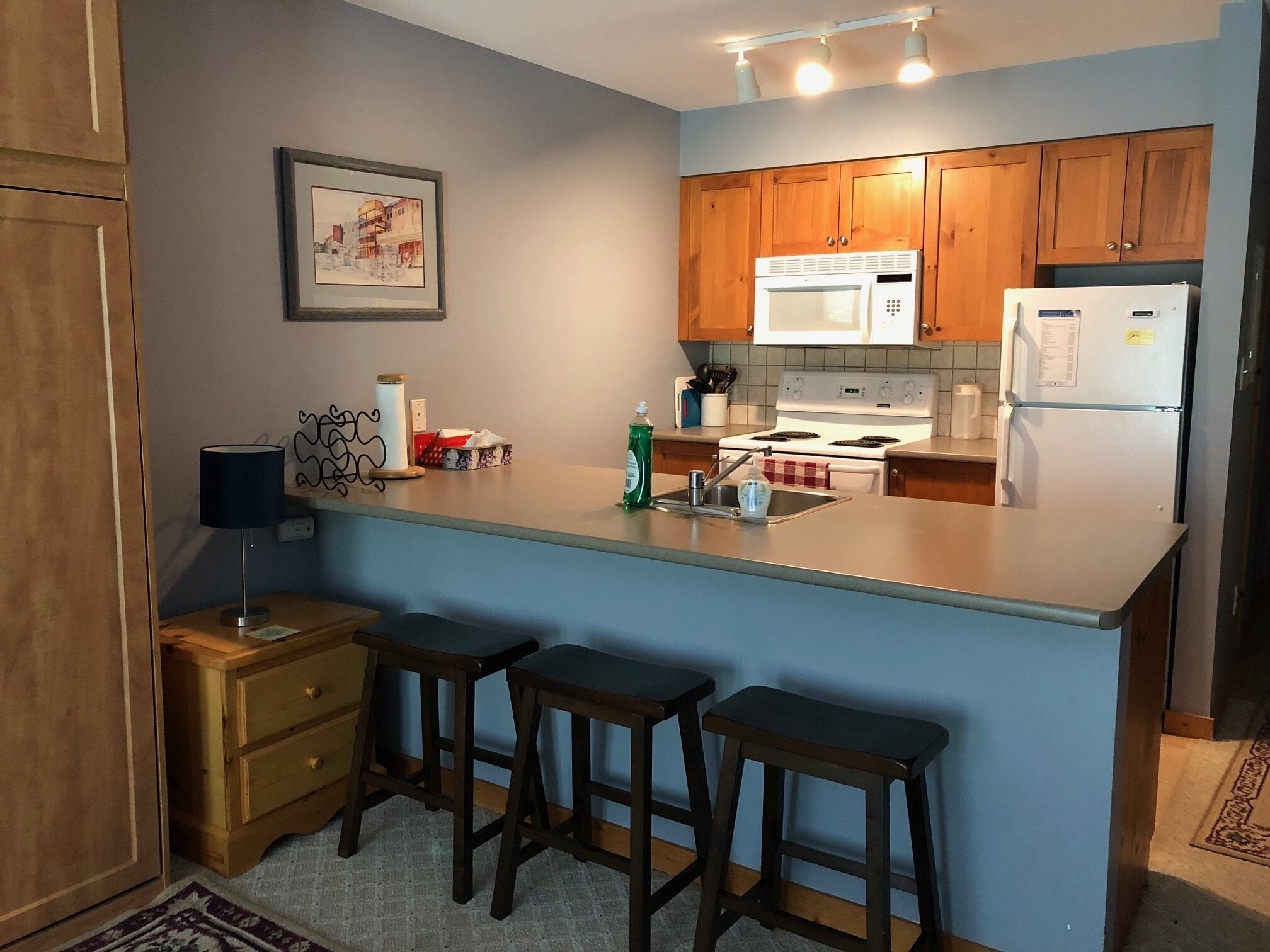 Large Balcony Walk out Condo at the Base of the Silver Queen Chair 