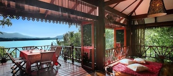7 Bedroom Seafront Villa - Koh Phangan