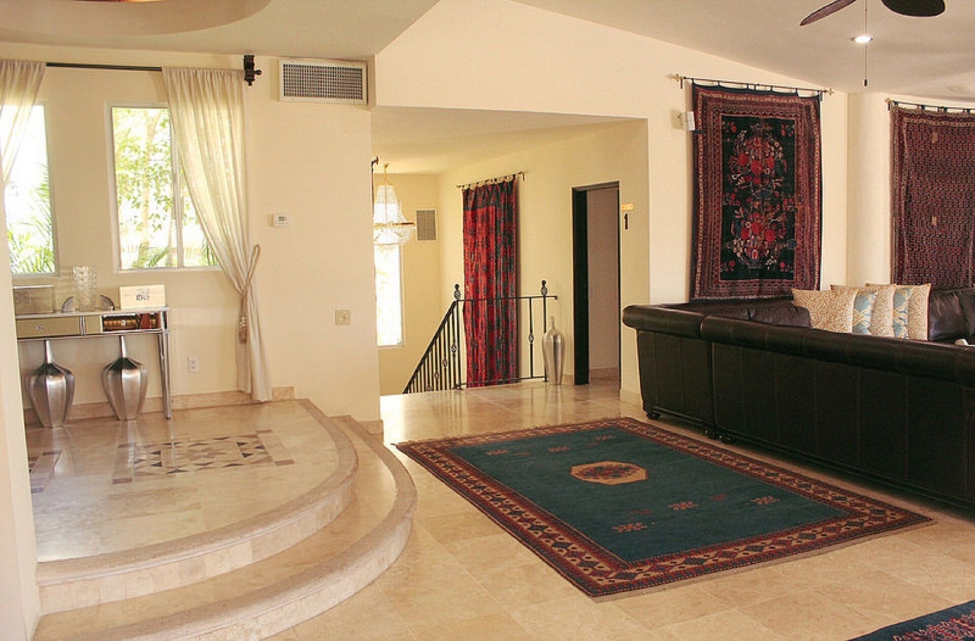 Stunning &  Stylish 11 bedroom Villa with White Water views and full staff!!