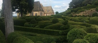 Gîte de charme avec une chambre dans un village