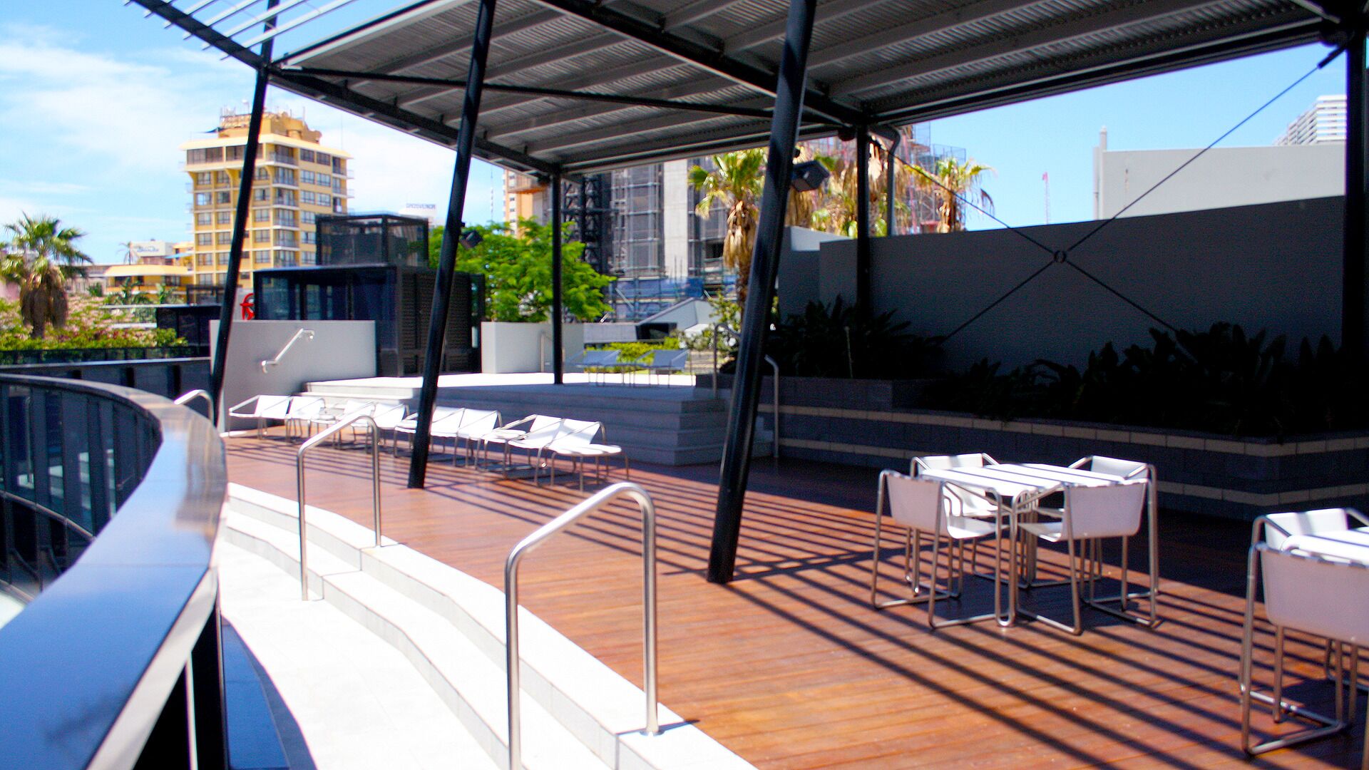 3 bed 3 bath on lvl 2 in Circle on Cavill — image 21