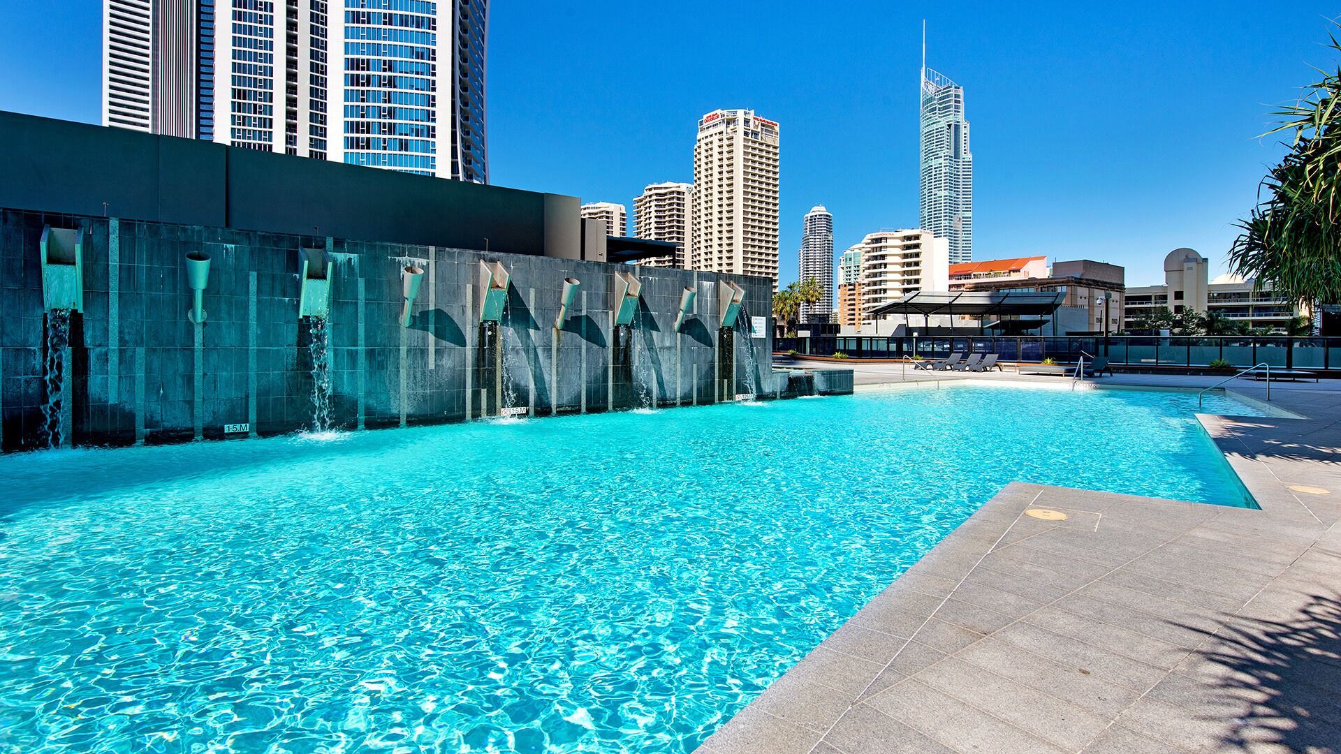 3 bed 3 bath on lvl 2 in Circle on Cavill — image 6