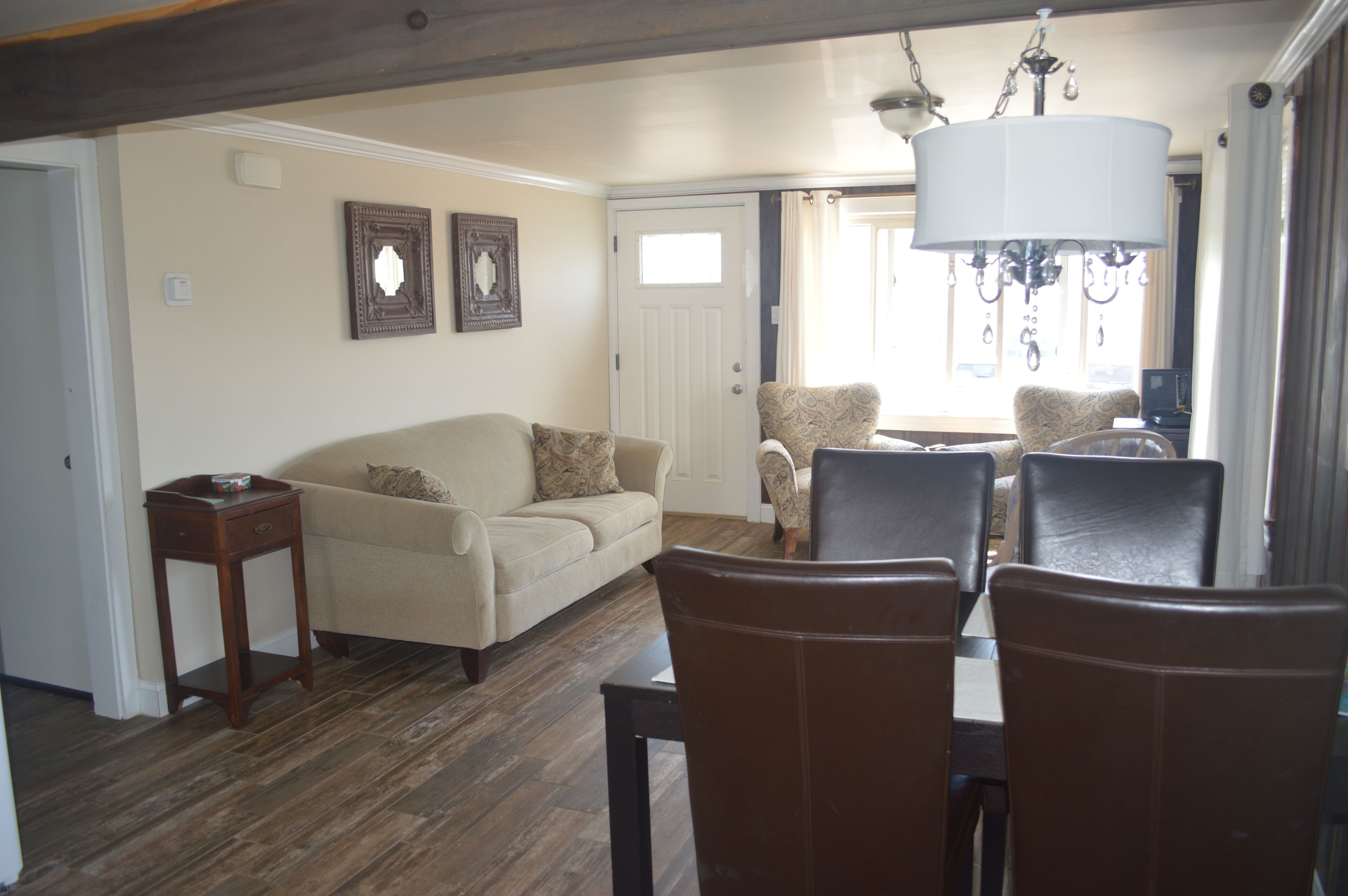 Beautiful Seabrook Beach ~ Enjoy a family vacation in a clean, beautiful home!
