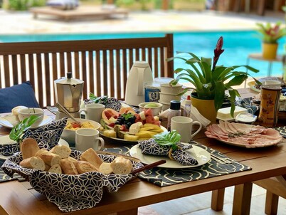 Beautiful house in Albuquerque, stunning views, 2 suites, pool and sauna.