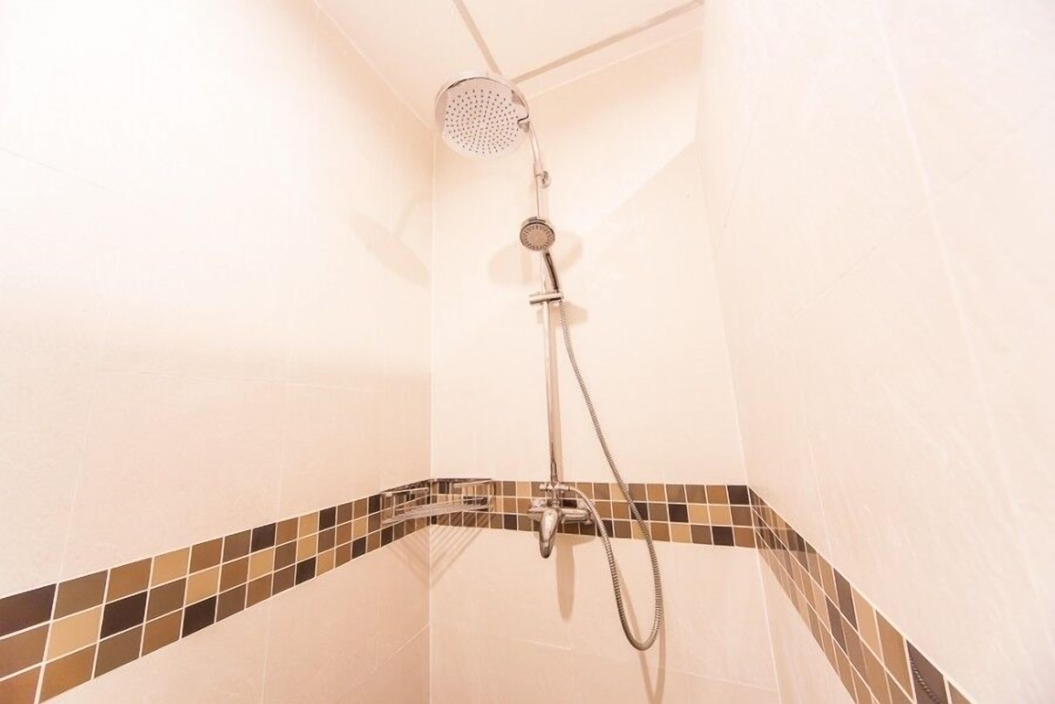 3BR Zanzibar Villa-Walk to beach