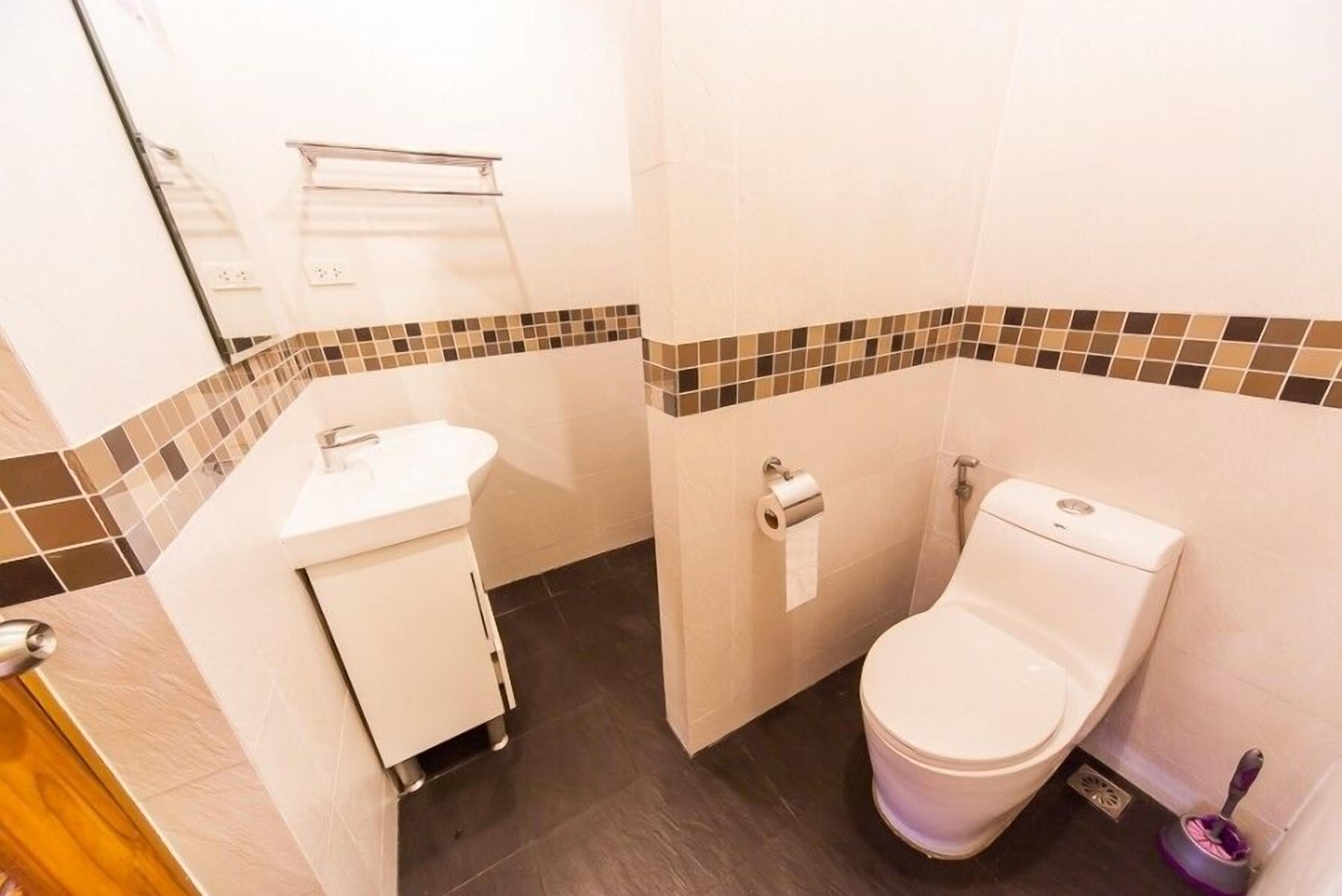 3BR Zanzibar Villa-Walk to beach