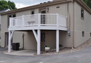 Exterior - Family-friendly home.  Close to stadium & downtown. Great neighborhood! (State College)