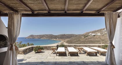 Wunderschöne Villa mit 3 Schlafzimmern, fünf Gehminuten vom Strand Elia entfernt