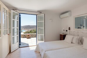 3 chambres, fer et planche à repasser, accès au Wi-Fi (inclus)