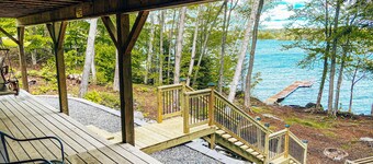 Charming home with direct lake access, close to town