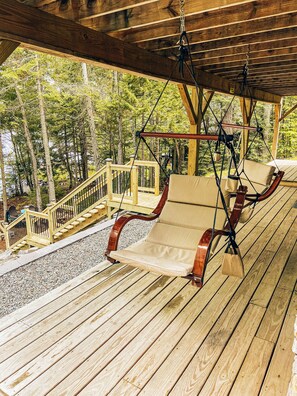 Terrace/patio - Charming home with direct lake access, close to town (Greenville)