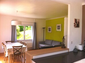 Interior - Breathtaking view of TRESTRAOU beach (Perros-Guirec)