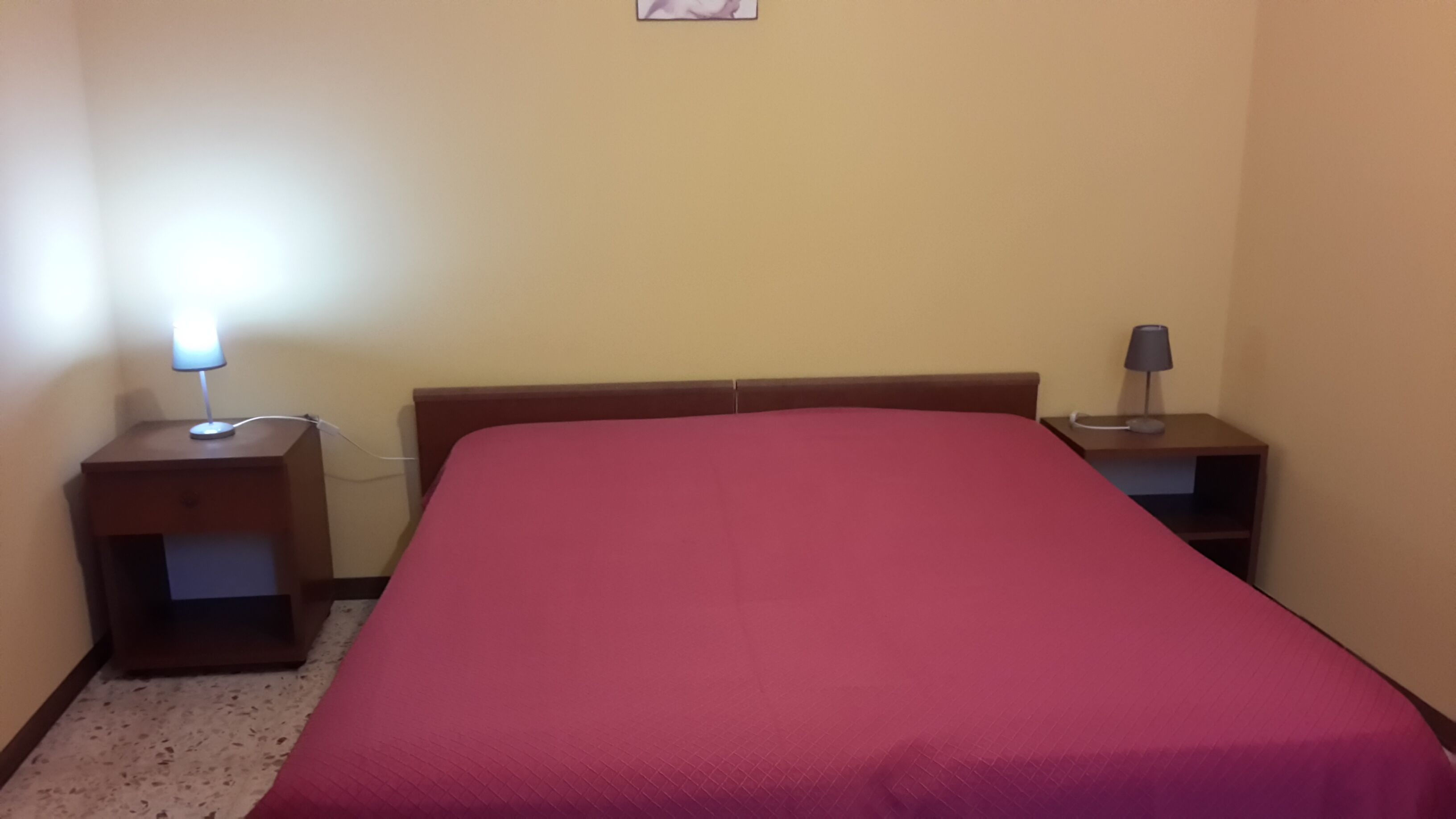 APARTMENT IN TRAPANI CENTRE WITH COURTYARD A 800 MT FROM THE SEA WITH WI-FI