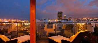 Luxury Penthouse with Stunning Views at the Best Bit of Las Palmas Beach