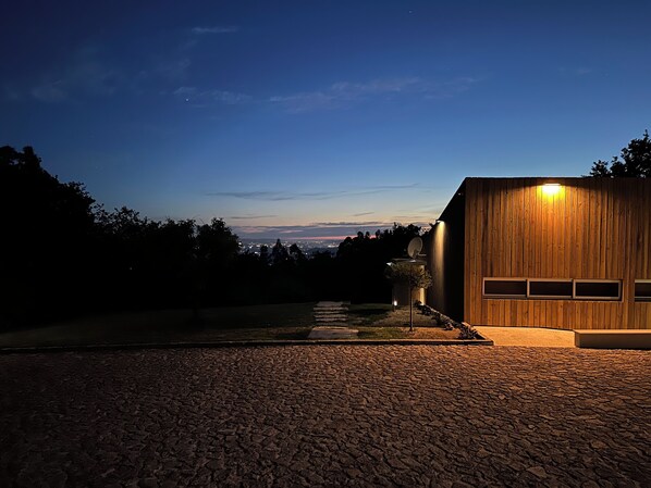 Enceinte de lâhĂ©bergement