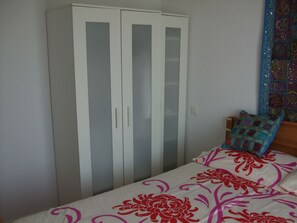 3 soverom, strykejern/-brett og wi-fi (inkludert)