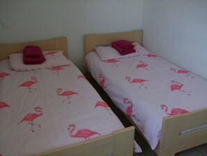 3 bedrooms, iron/ironing board
