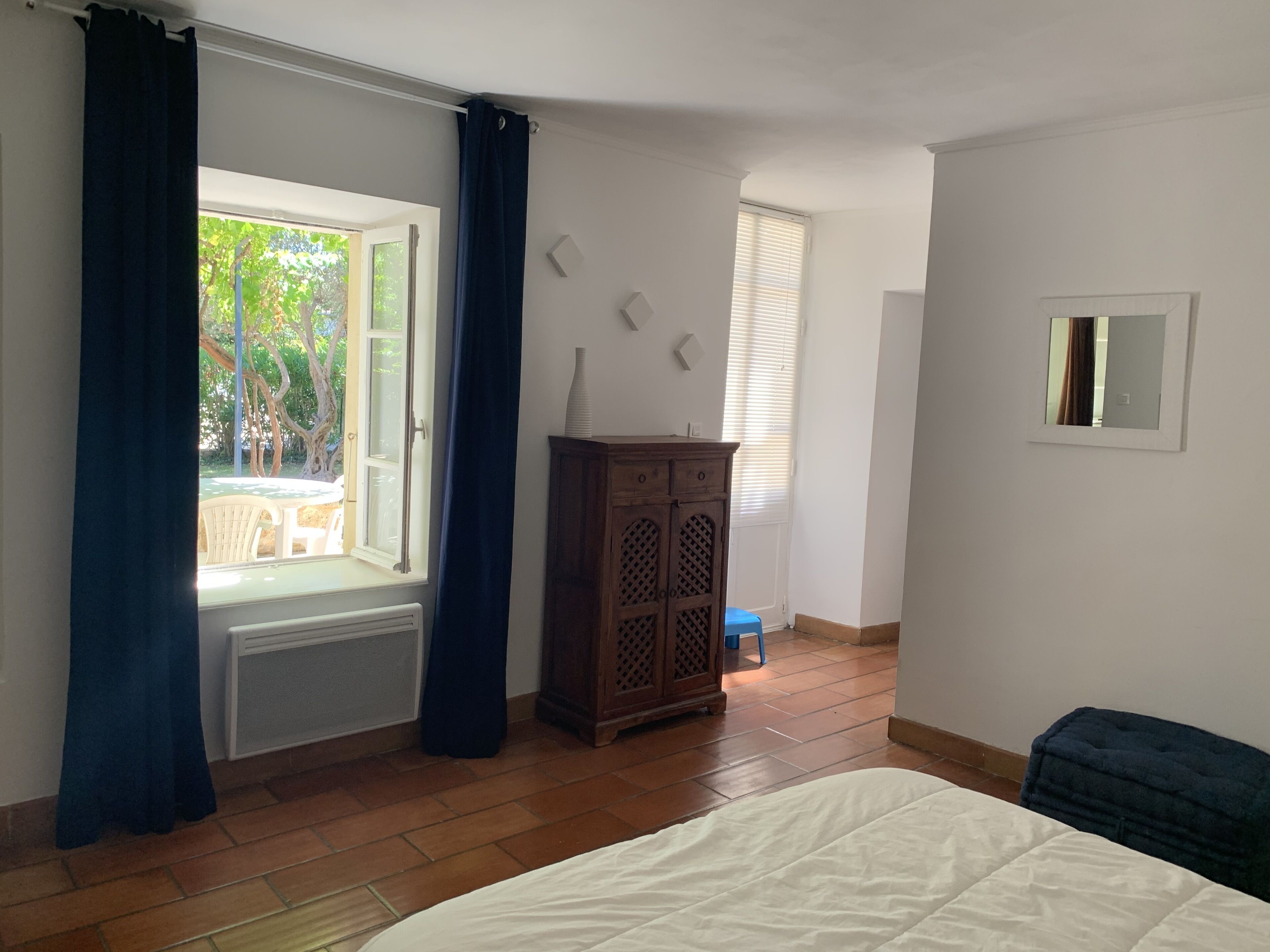 7 bedrooms, iron/ironing board, travel crib, free WiFi