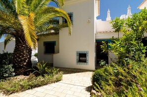Exterior - Villa With Private Pool (Dunas Douradas)