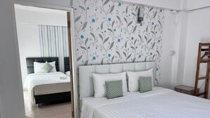2-Bedroom Connecting | Blendingsgardiner og wi-fi (inkludert)