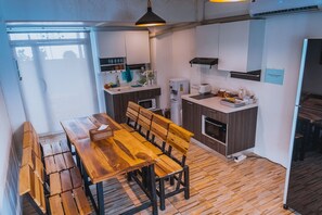 Shared kitchen - Malizon Hotel & Residences (Nonthaburi)